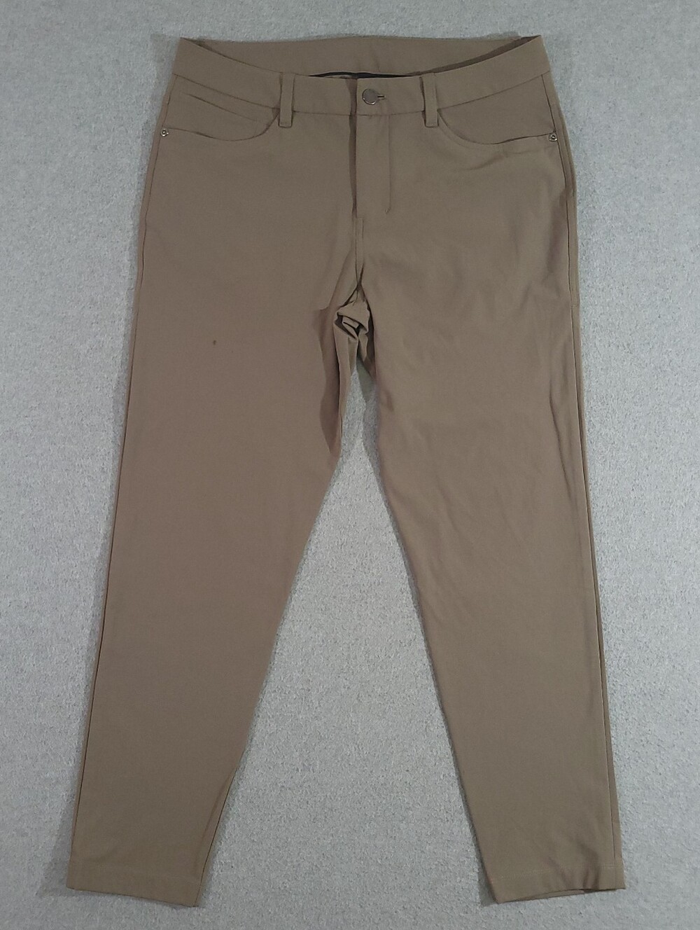 Lululemon ABC Warpstream Pants Mens 31x27 Tan Slim Fit 5 Pocket Stretch